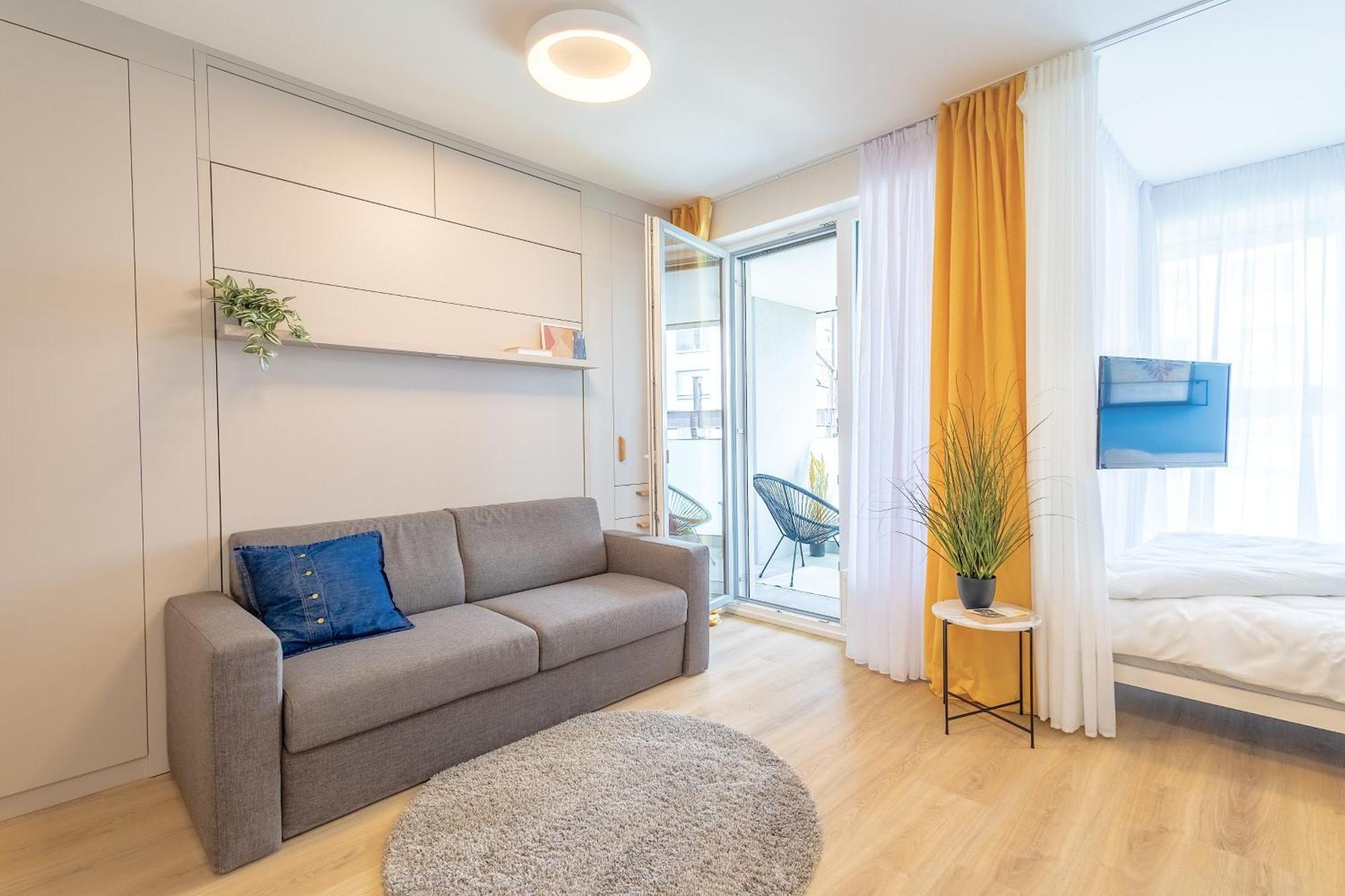 Yellow Apartment - Balcony, Free Parking, By Gravity Prague Praga Exterior foto